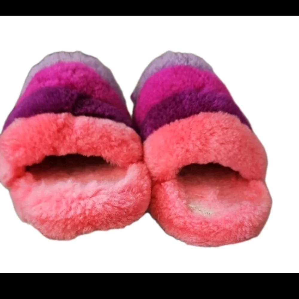Ugg Big Girls Oh Yeah Gradient Furry Indoor/ Outdoor Colorful Slippers 1